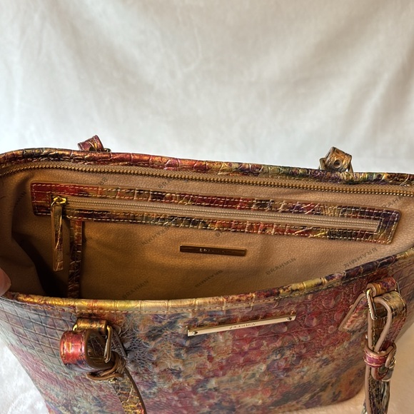 Brahmin - Medium Asher Harvest Melbourne Purse - Picture 12 of 16